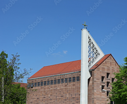 Fototapeta Naklejka Na Ścianę i Meble -  moderne Kirche