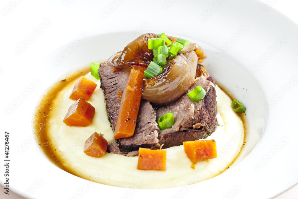 beef stew with carrot and mashed potatoes beef stew with carrot and mashed potatoes