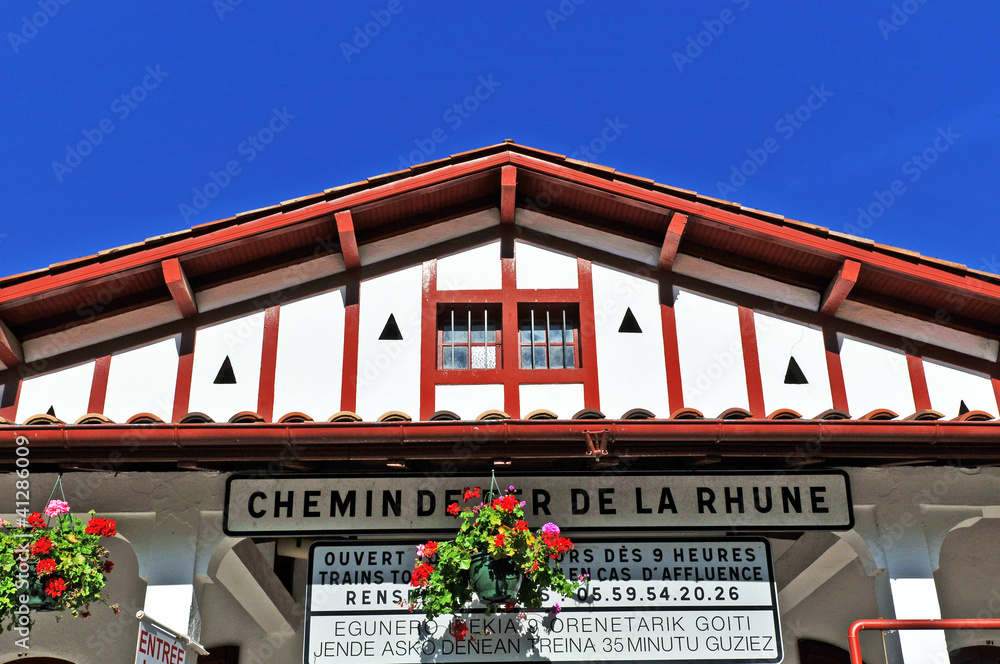 Sare, Paesi Baschi francesi - il trenino della Rhune Sare, Paesi Baschi francesi - il trenino della Rhune