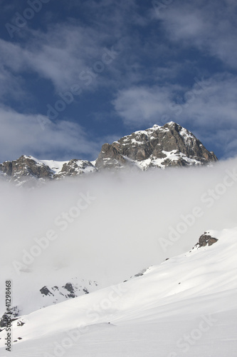 Snowy mountain in the Alps © ataglier