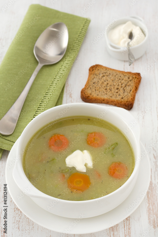 vegetable soup with beans and carrot vegetable soup with beans and carrot