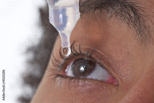 Irritation de l'oeil - Goutte de Collyre