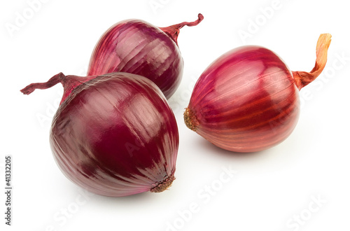 three red onions