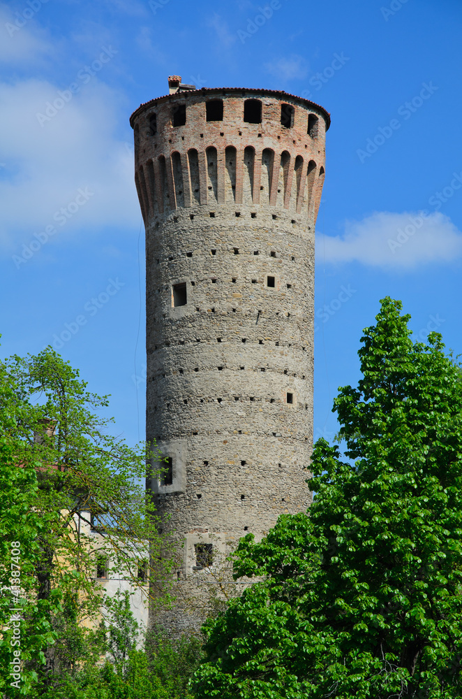 Torre circolare maestra di Priero (Cn)