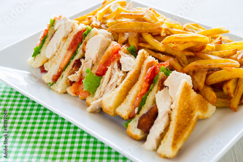 Club sandwich meal