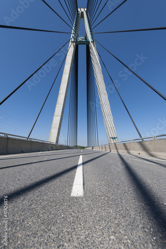 Die Brücke XV
