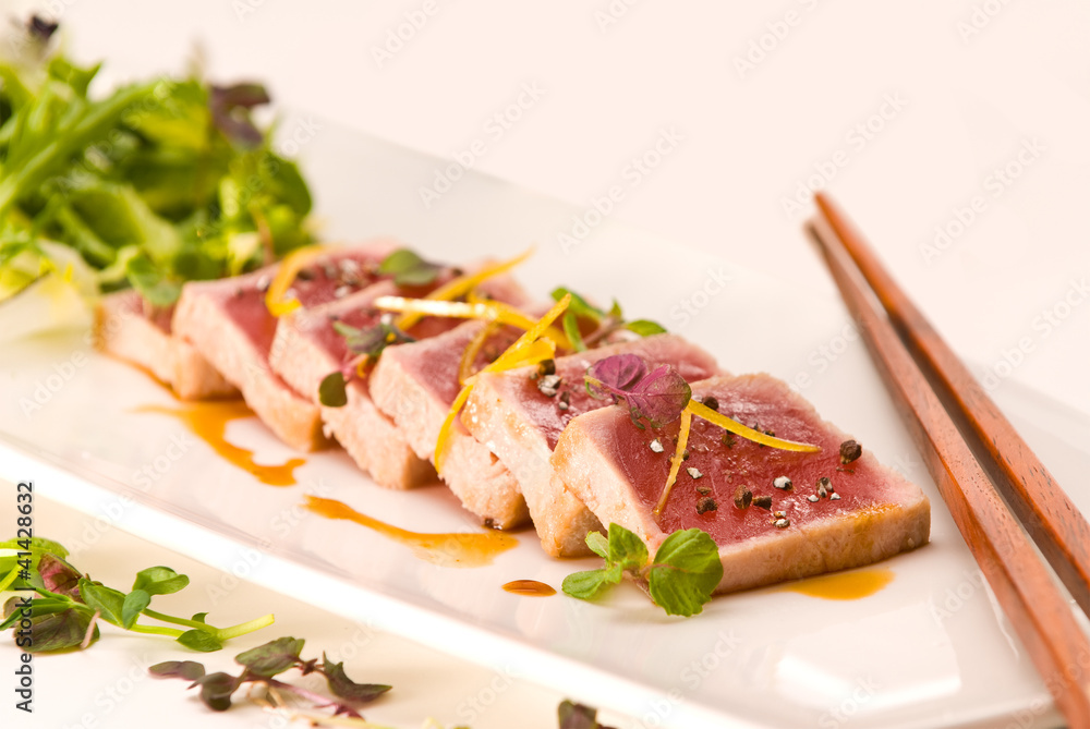 Sushi on plate Sushi on plate