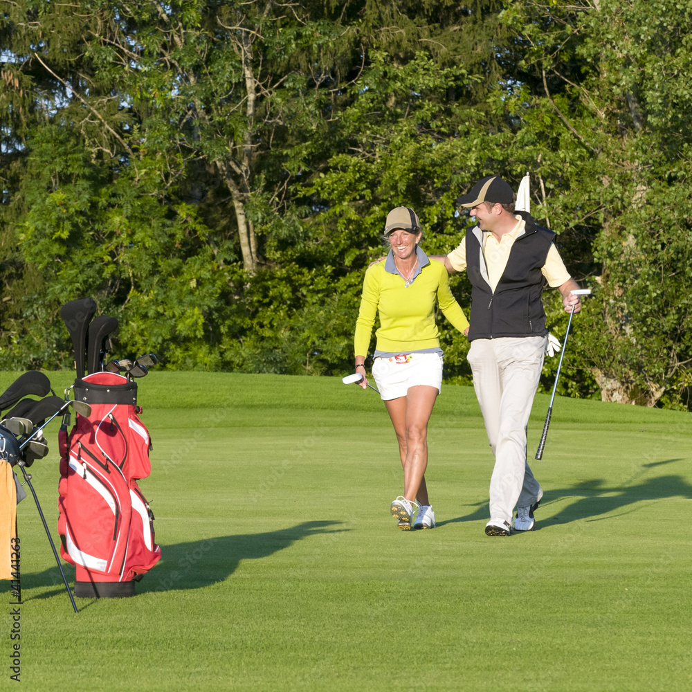 Obraz premium vergnügte Golfer