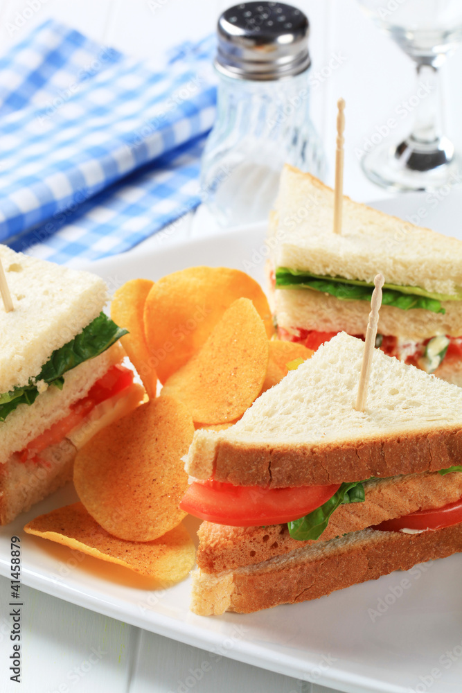 Vegetable Sandwiches and crisps Vegetable Sandwiches and crisps