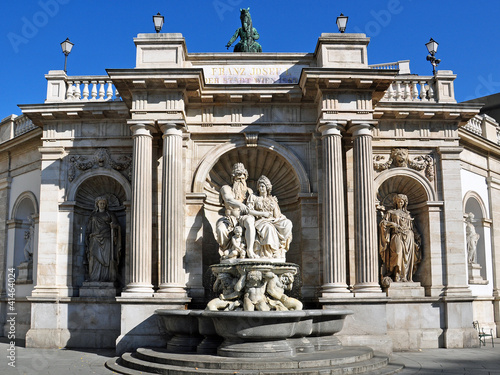 brunnen in wien photo