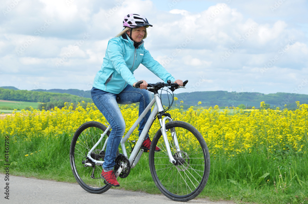 Naklejka premium Freizeit auf dem Rad