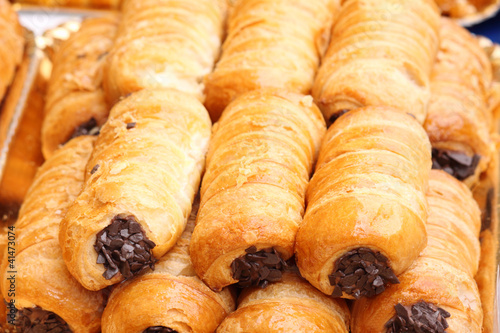 Cannoli al cioccolato - Dolci e dolcetti italiani