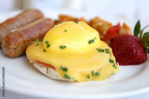 Eggs Benedict