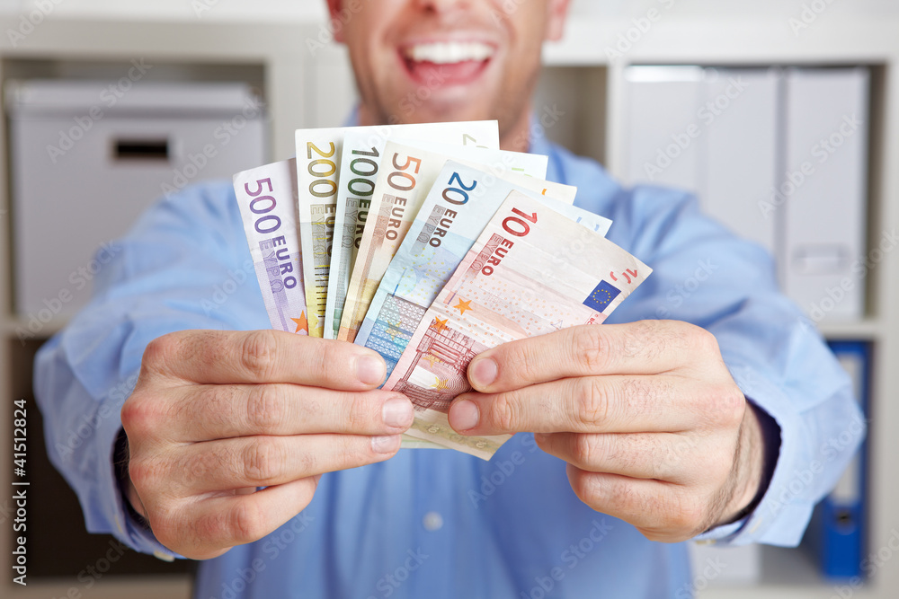 Hände halten Geldfächer Hände halten Geldfächer