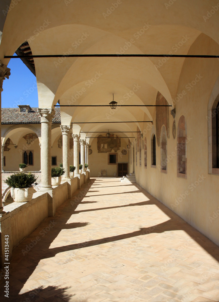 Chiostro della basilica di San Fracesco - Assisi