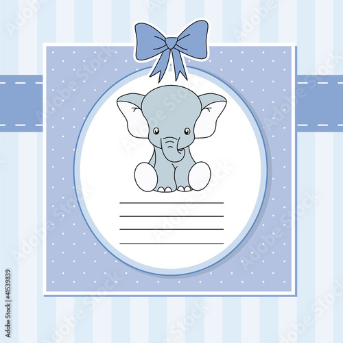 Tarjeta anuncio nacimiento bebe niño. Elefante