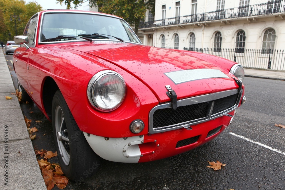 ancienne voiture rouge