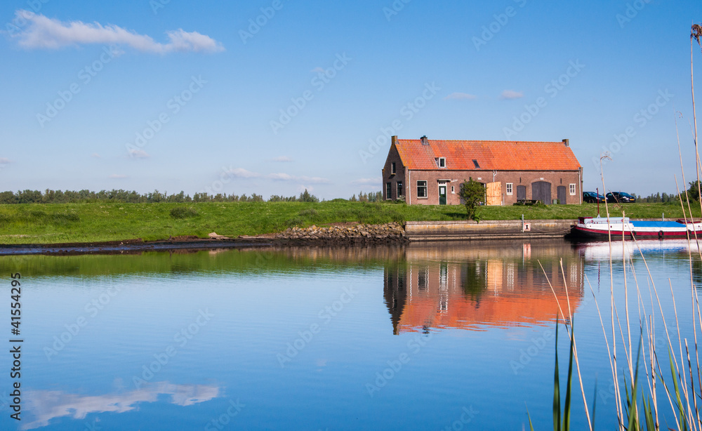 Idyllic living along the water