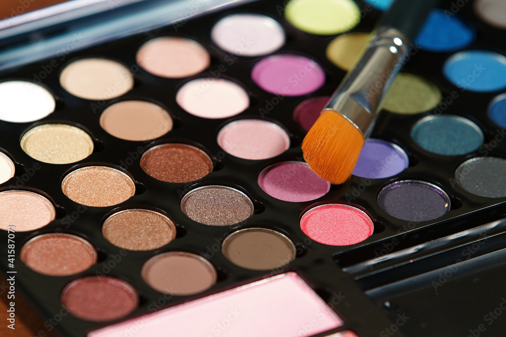 Make-Up Make-Up