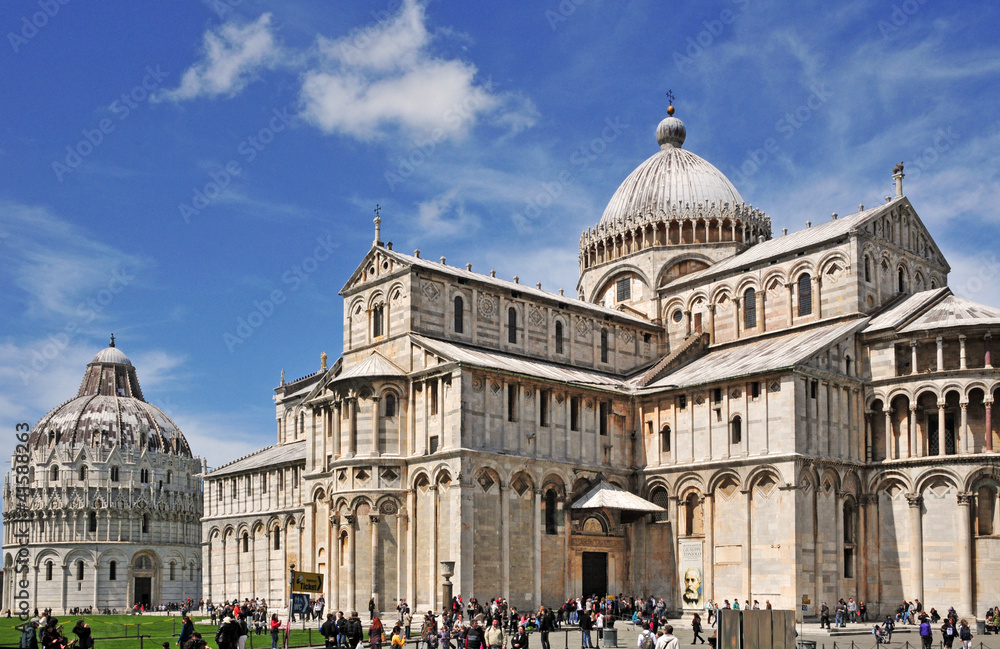 Pisa, piazza dei miracoli - Duomo e Battistero