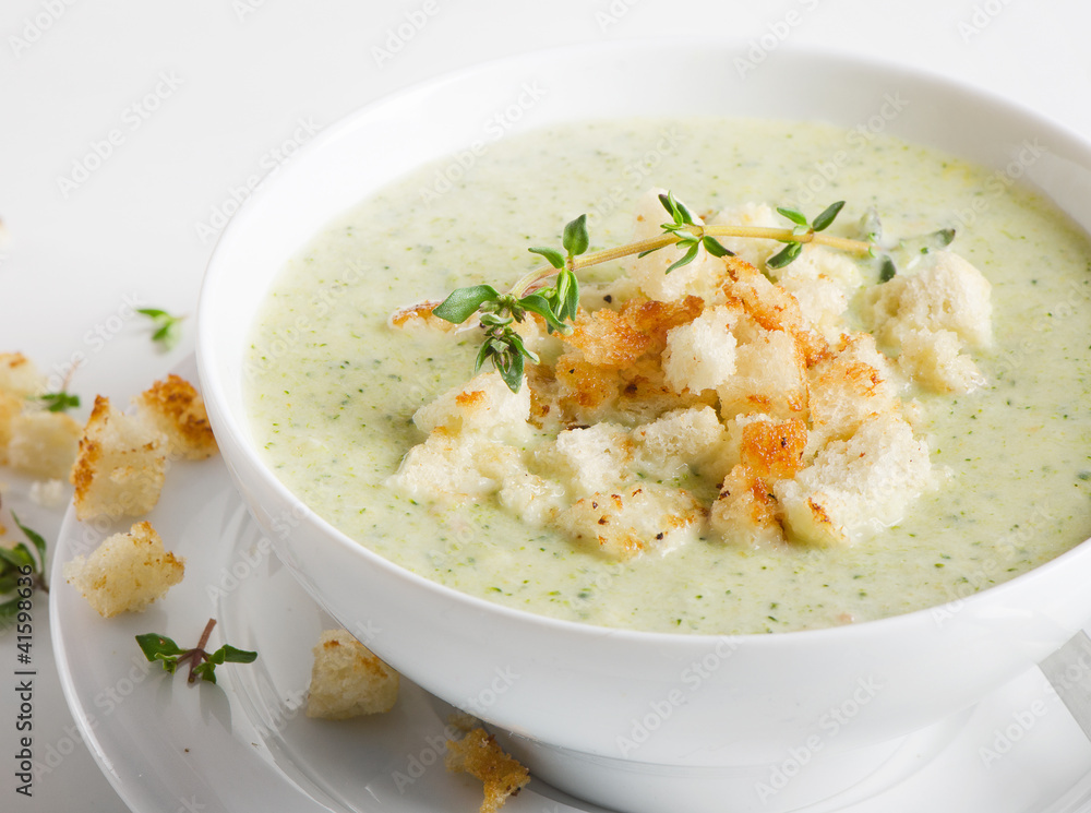 Delicious creamy vegetable soup