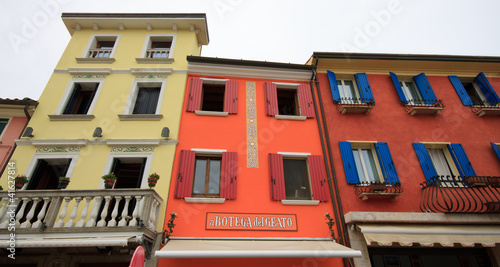 case colorate nel centro di Caorle © Roberto Zocchi
