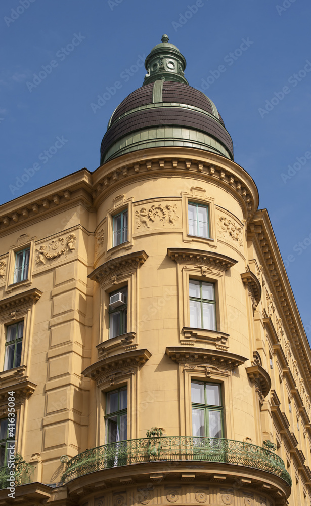 Здание в центре Вены