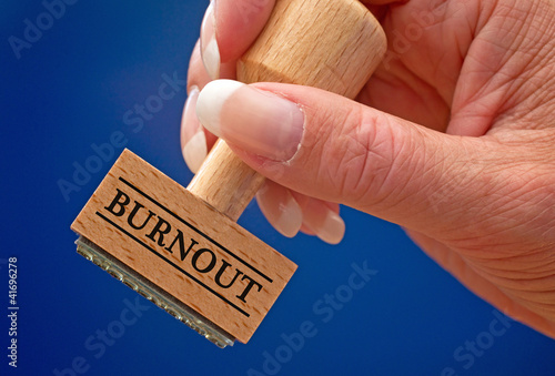 Burnout Stempel mit Hand