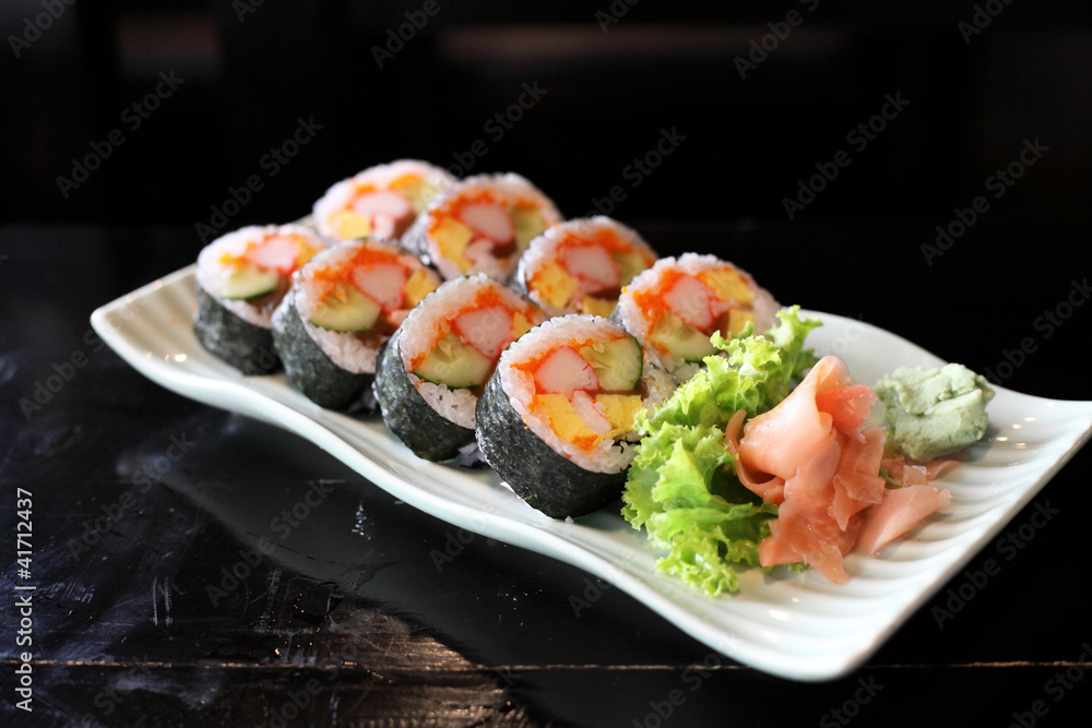 Maki Rolls Maki Rolls