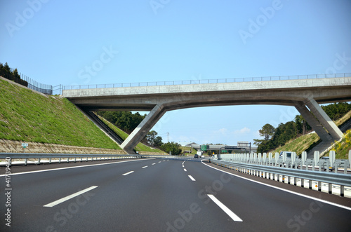 新東名高速道路 © kyogo7002