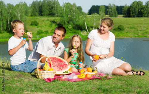 family picnic © Vasiliy Koval