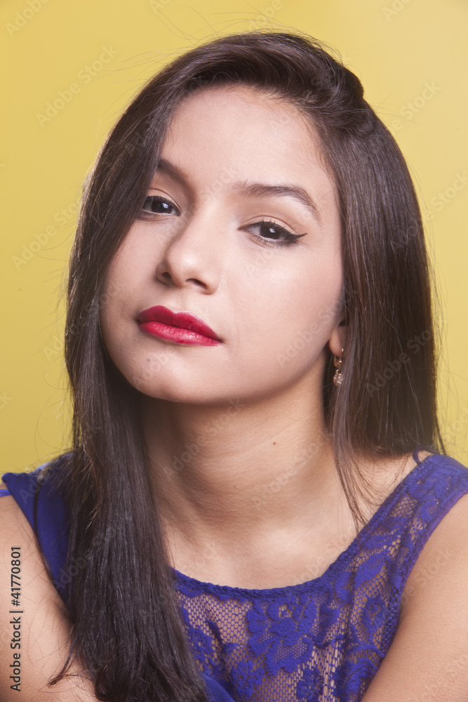 Fototapeta premium beautiful latina model in a blue dress