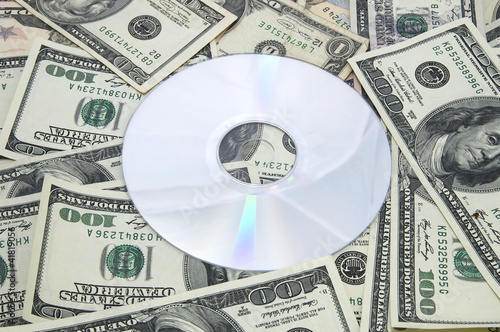 деньги и диск