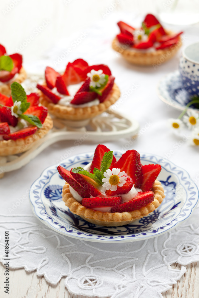 Strawberry tartlets Strawberry tartlets