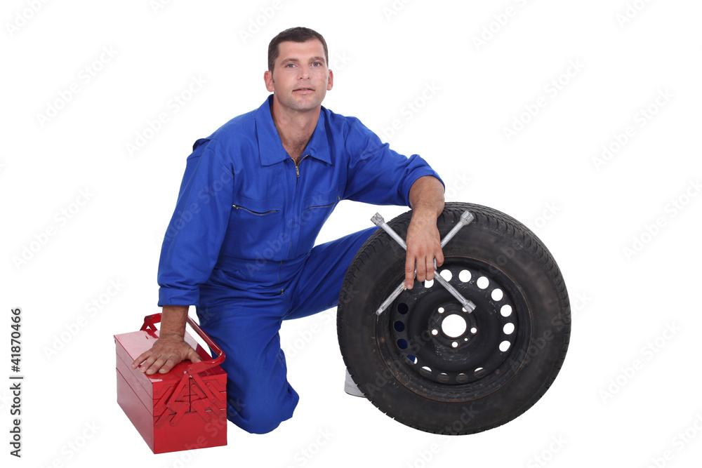 Mechanic with wheel