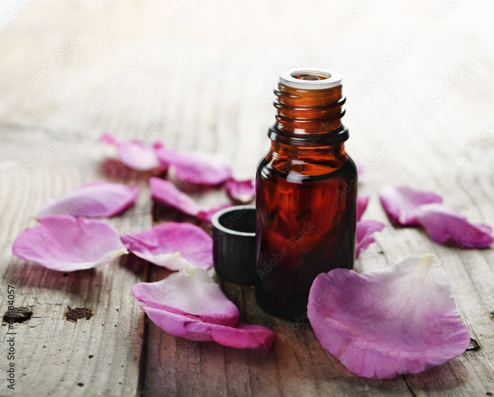 Essential Oil Essential Oil