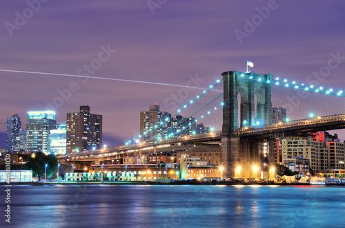 Brooklyn Bridge Spans the East River Towards Brooklyn