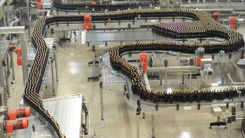 Fliessband Getränkeabfüllung Brauerei/Conveyor Bottling Brewery