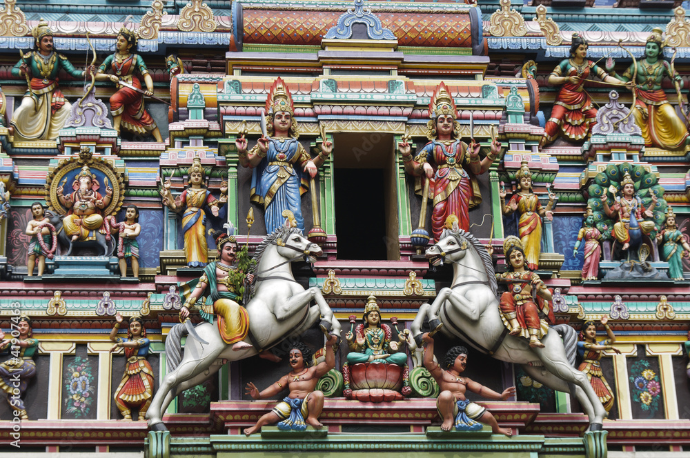 Naklejka premium Hinduistische Tempelfiguren