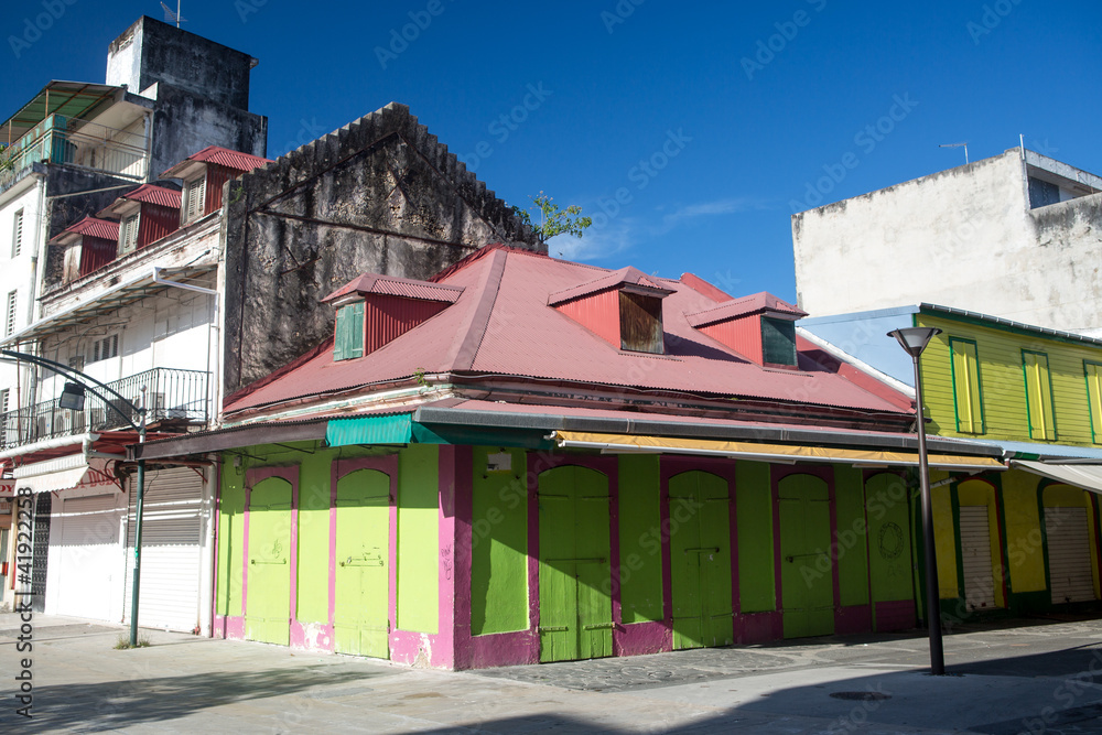 Immeuble créole en Guadeloupe