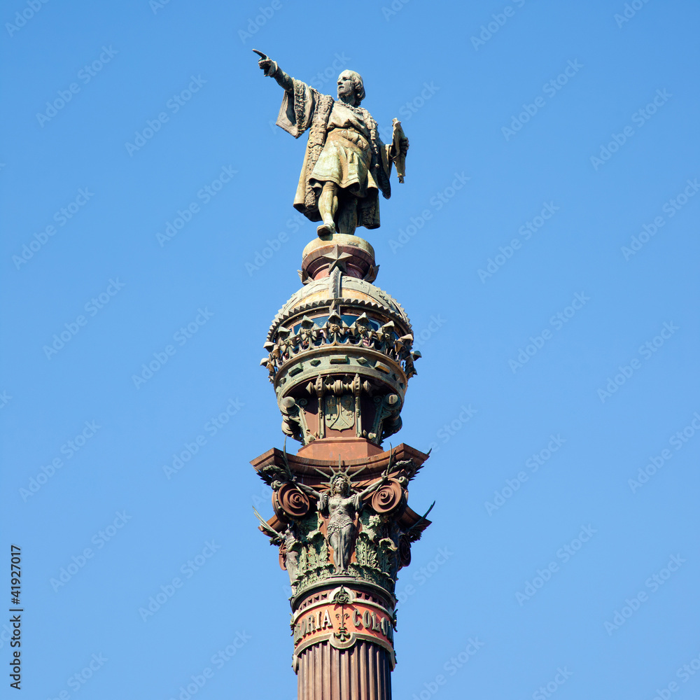 Fototapeta premium Barcelona Cristobal Colon statue on blue sky