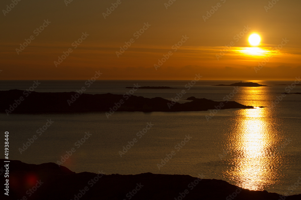Obraz premium Late Afternoon Swedish Sunset