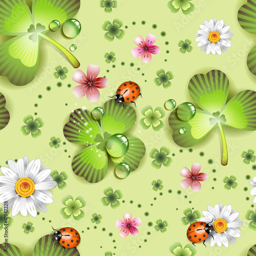 Seamless pattern with clover