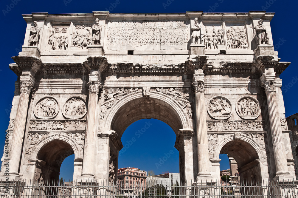 Constantin gate in rome front view