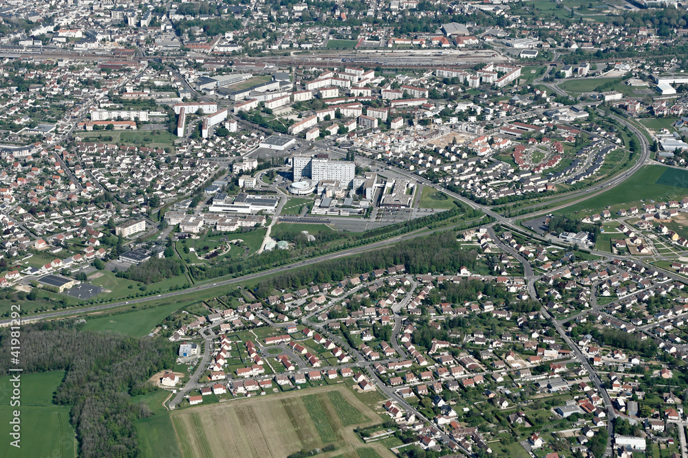 Veu aérienne de Dreux centre hospitalier, 28, Eure-et-Loire
