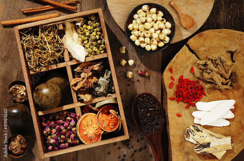 Chinese herbal medicine and flower tea