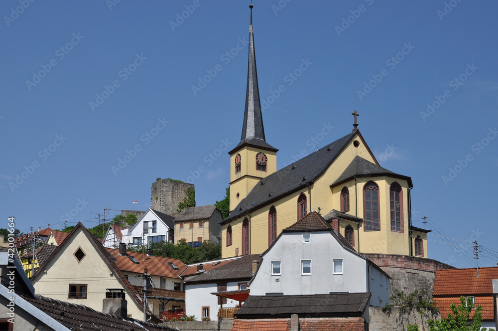 Obraz premium Kirche in Karlstadt-Laudenbach