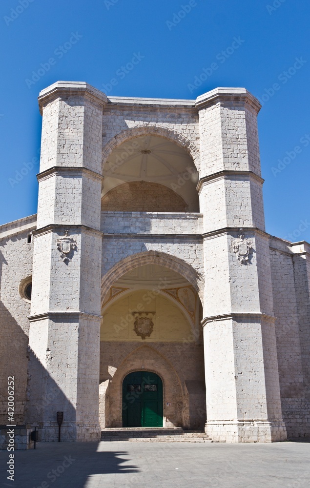 Facade of San Benito church in Valladolid with blue sky, Spain