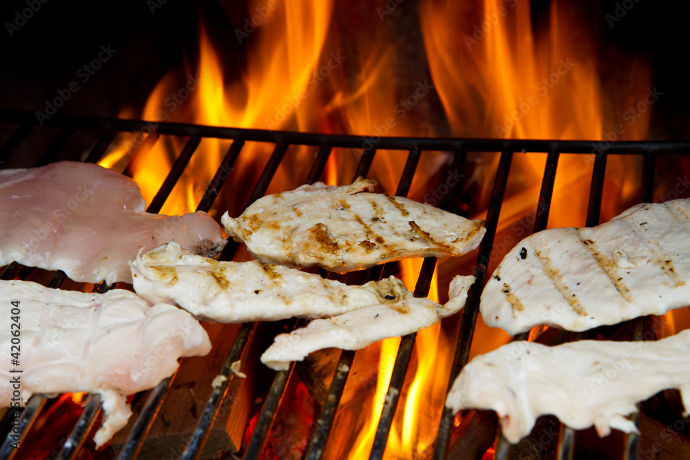 Foto Stock pollo alla griglia | Adobe Stock