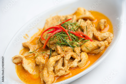 Dried red pork coconut curry (Panaeng) : Famous Thai food